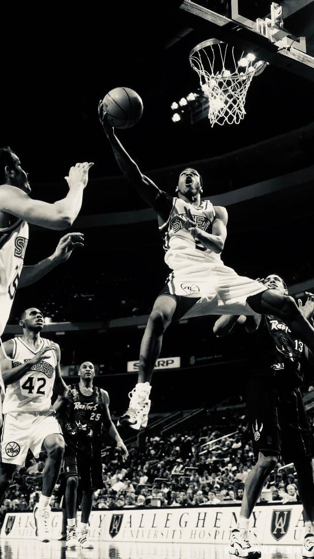 马卡评选无缘世界杯11人阵容：姆伯莫、弗拉霍维奇和索博在列（马卡评出无缘世界杯最佳11人：姆伯莫、弗拉霍维奇、索博上榜）