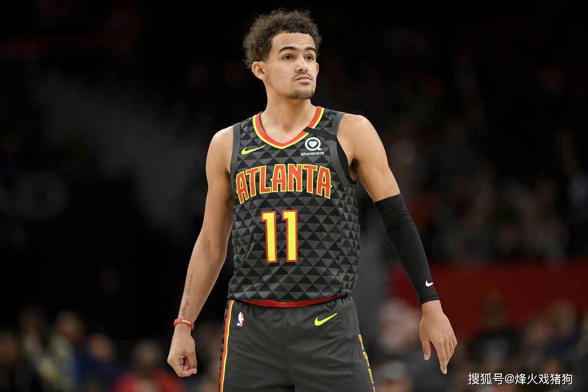 沪媒谈海港亚冠失利：能上的都上了，用尽全力仍是一声叹息（沪媒评海港亚冠出局：尽遣主力拼到极限，终究只余一声叹息）