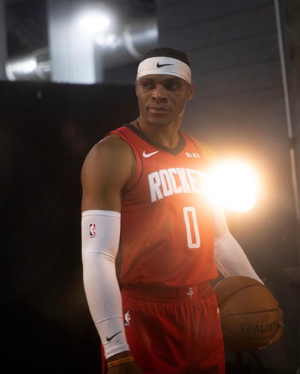 弗赖堡vs圣保利：金特尔、格里福首发，藤田让瑠奇马、梅茨出战（弗赖堡对阵圣保利：金特尔、格里福先发，藤田让瑠、奇马、梅茨登场）