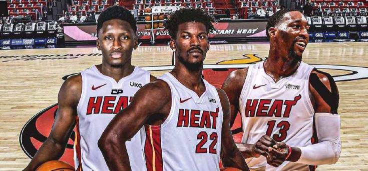 阿森纳以2-0击败布伦特福德，扩大领先优势，巩固争冠地位。（阿森纳2-0力擒布伦特福德，拉大分差稳固争冠优势）