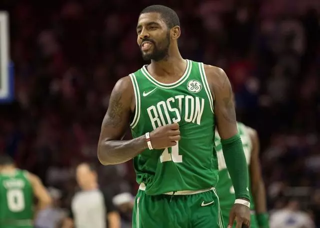 多点开花！约基奇&穆雷&小哈达威半场合砍48分（火力全开！约基奇、穆雷与小哈达威半场合计拿下48分）